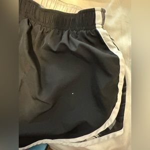 women’s nike running shorts, size L